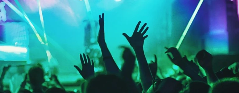 Rave Cave bij Jack's